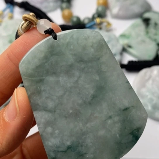 翡翠未镶嵌挂件翡翠