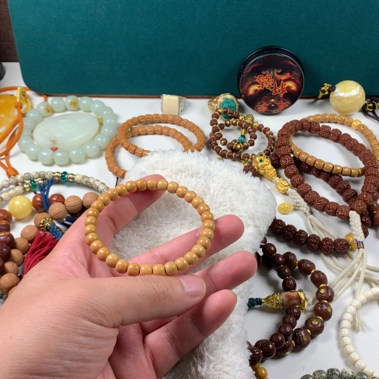 【闪购商品】橄榄核吊坠。。。。。。。。。。。。