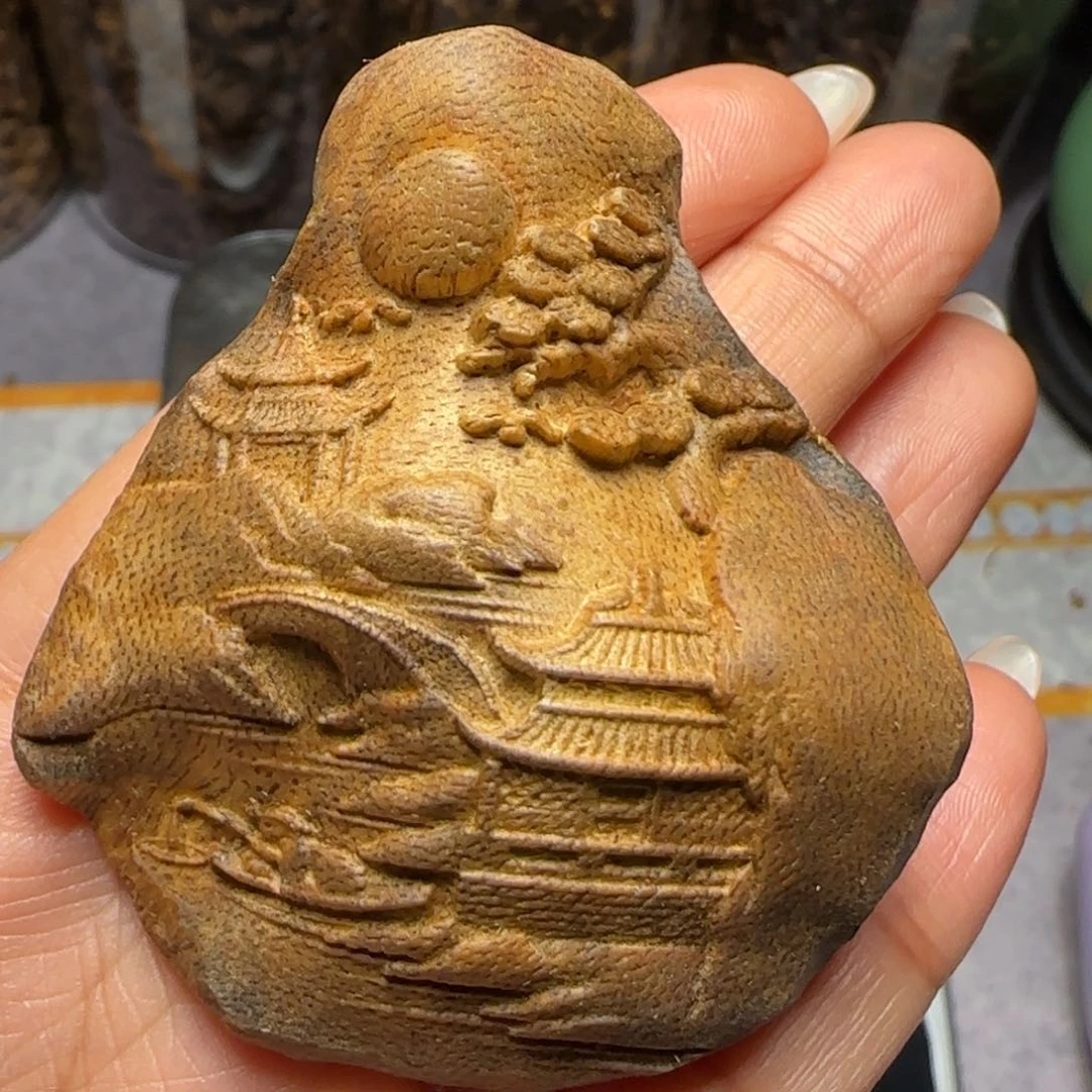 树脂制品强**强白旗包头