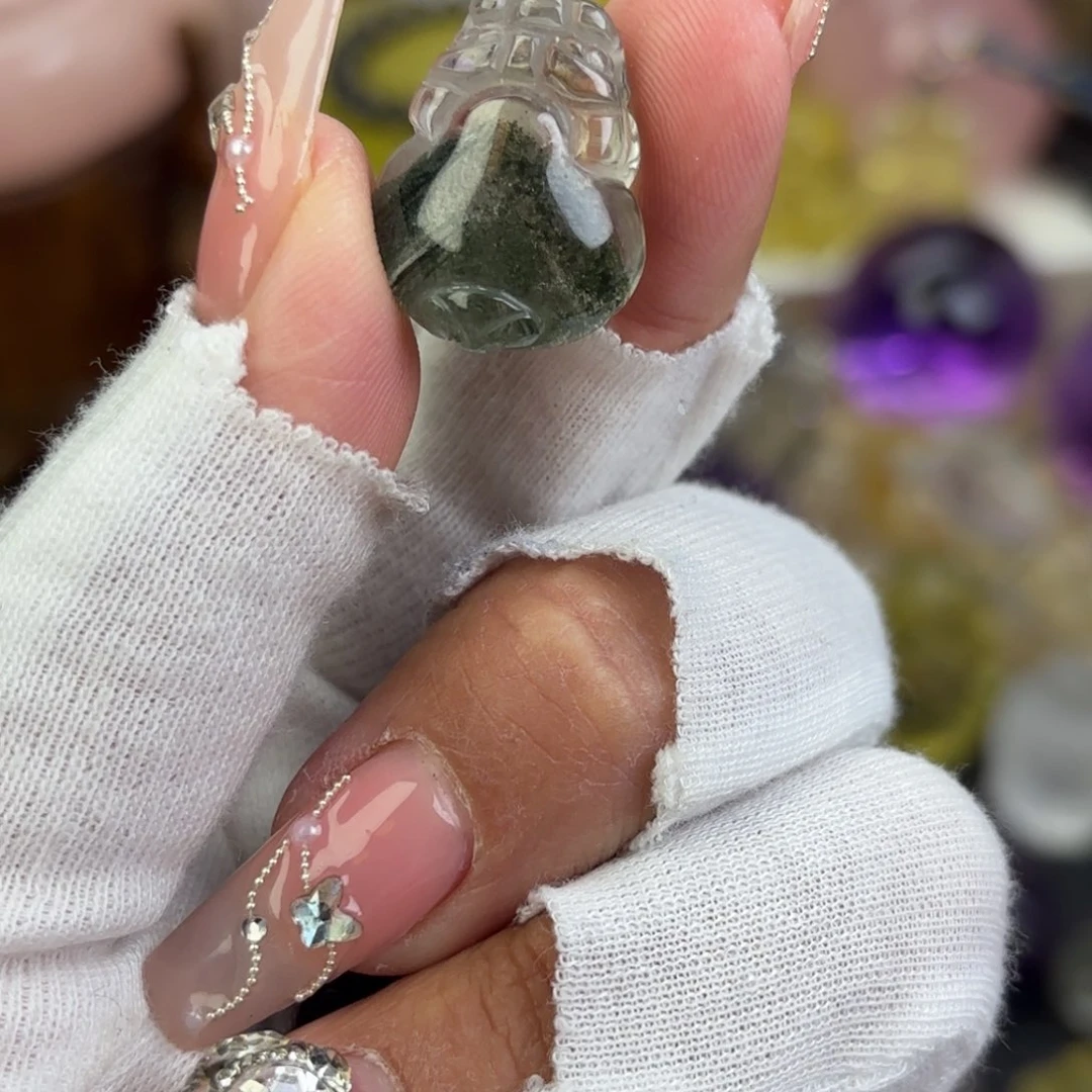 水晶水晶摆件未镶嵌锦****?