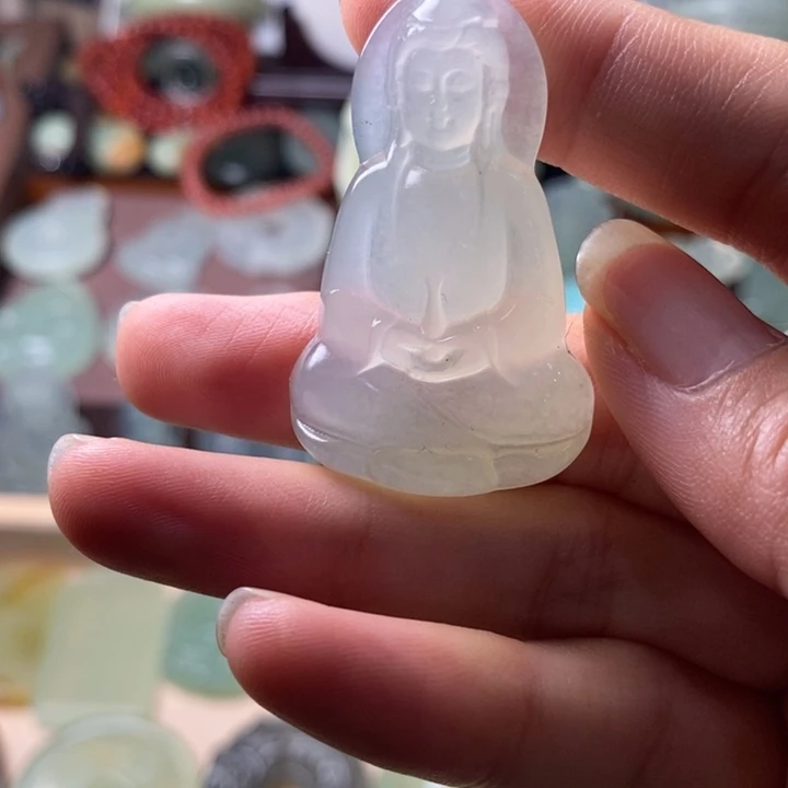 未镶嵌蛇纹石玉颈饰