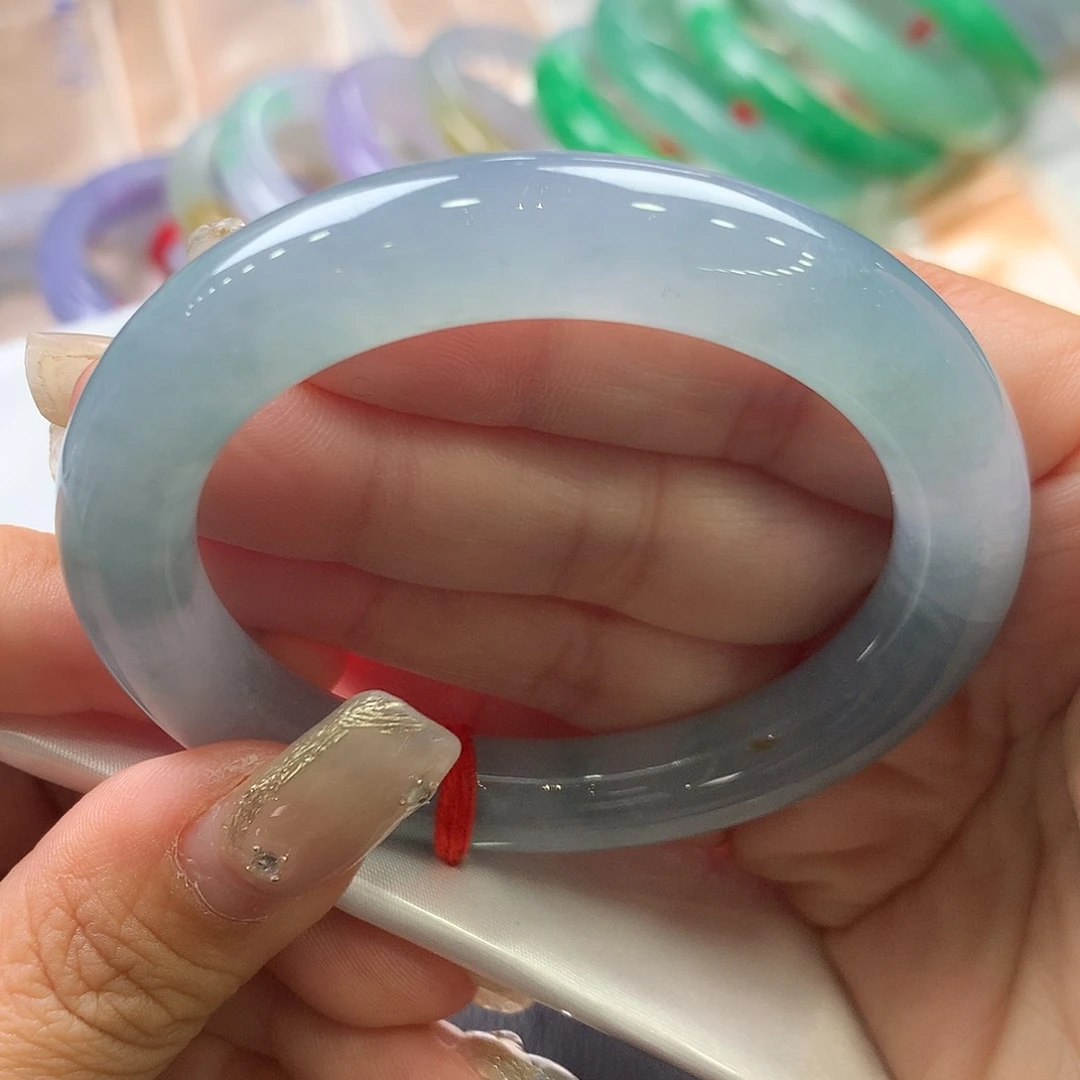 翡翠未镶嵌手镯50圆条