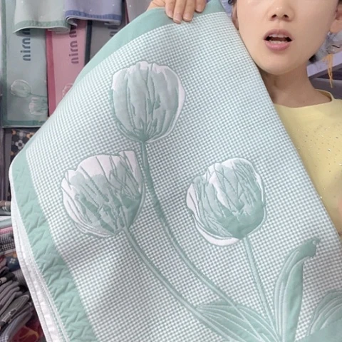 棉特价绿色郁金香