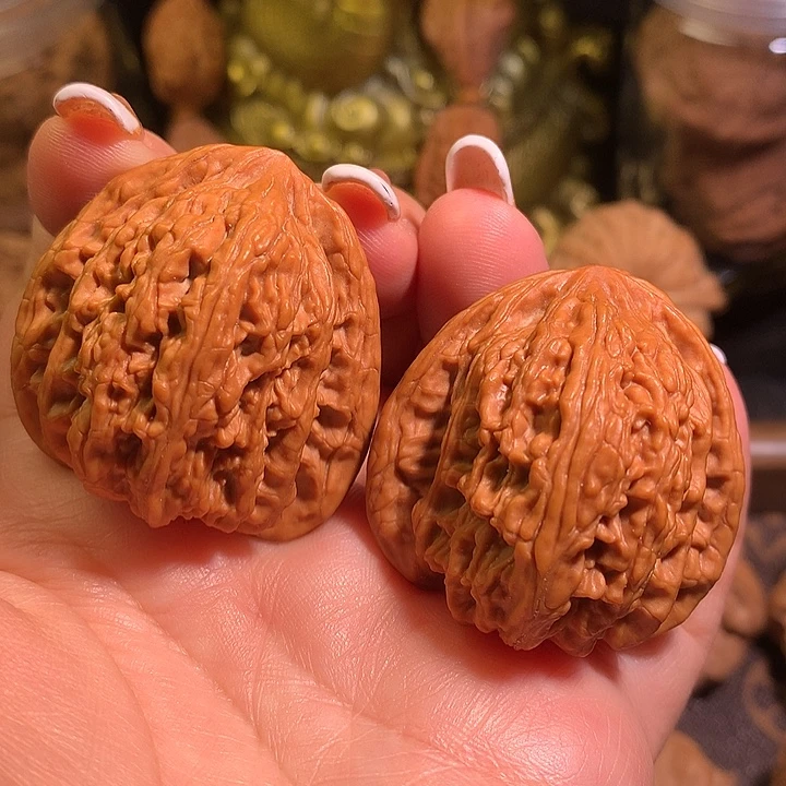 文玩核桃吊坠37尺承德三角密纹