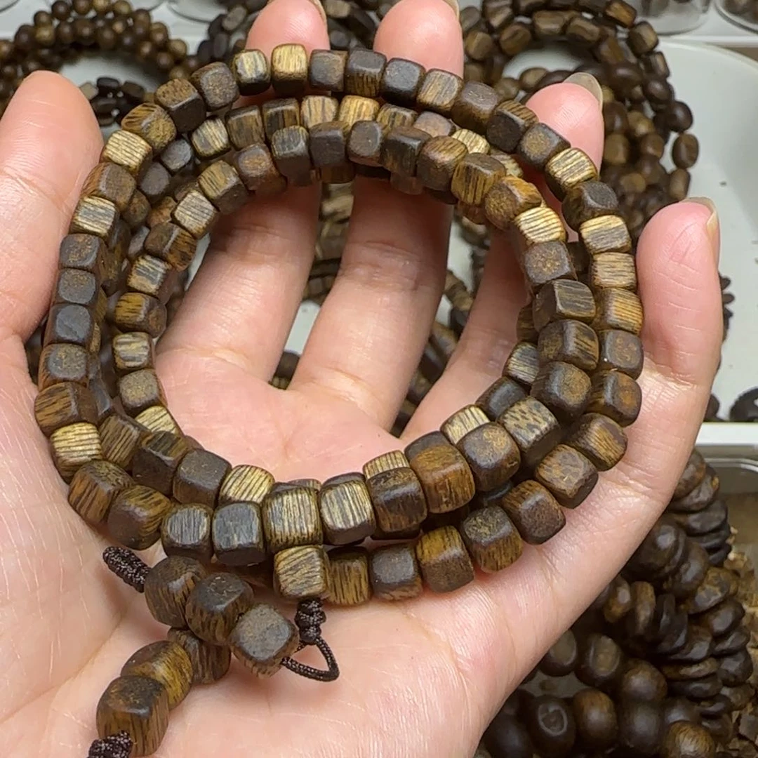 手串沉香多圈方珠老料18.1克绿奇楠