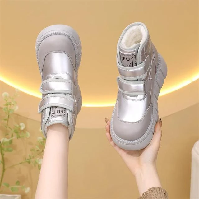 户外防水雪地靴女冬季2025新款东北加绒加厚保暖棉鞋魔术贴软面