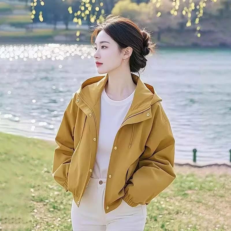 经典款春季外套女2025新款高级感气质休闲连帽冲锋衣百搭短款夹克