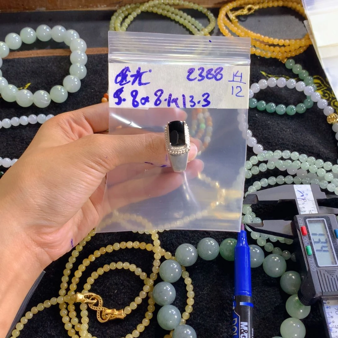 未镶嵌定制翡翠爱**使天然缅甸翡翠