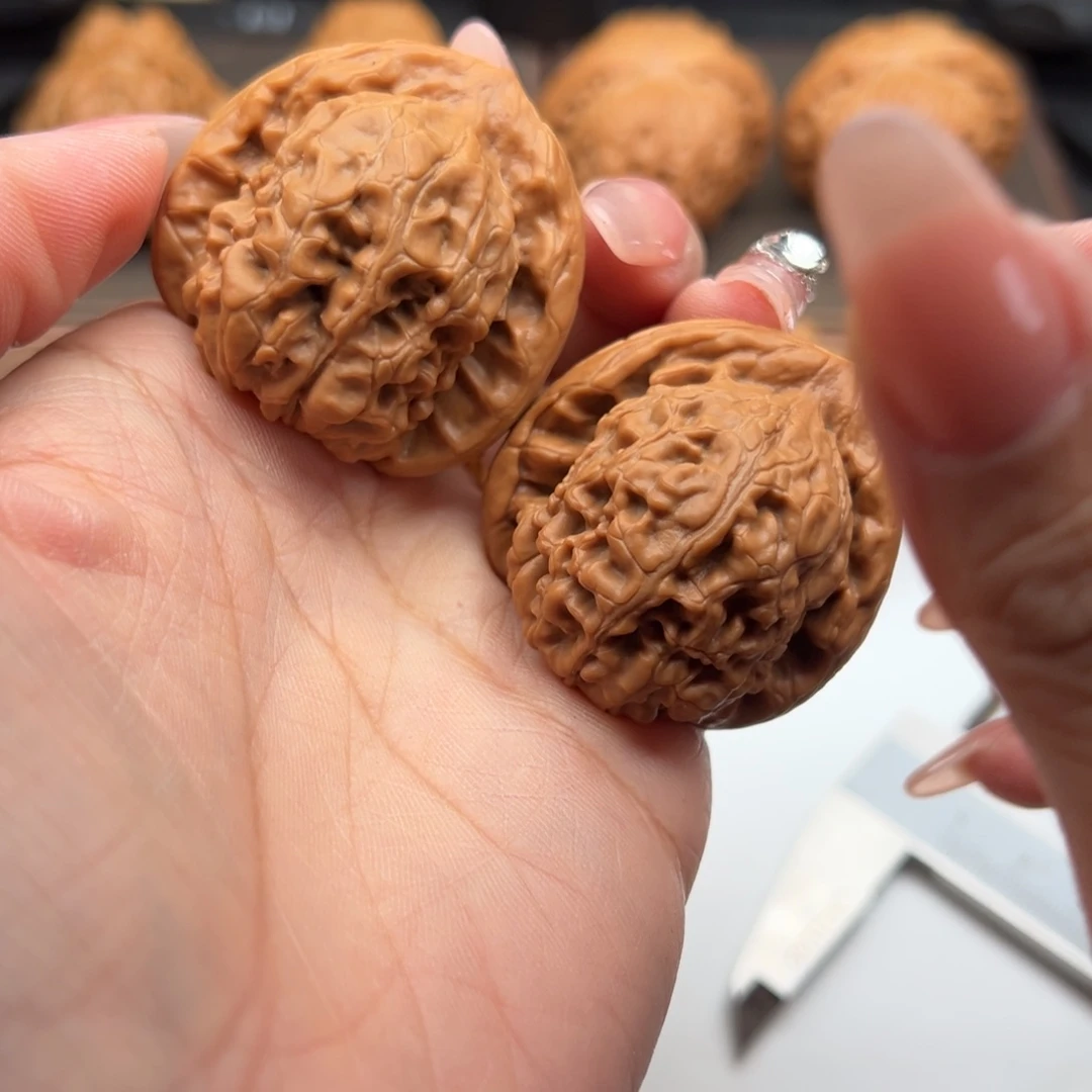 文玩核桃把件金字塔39