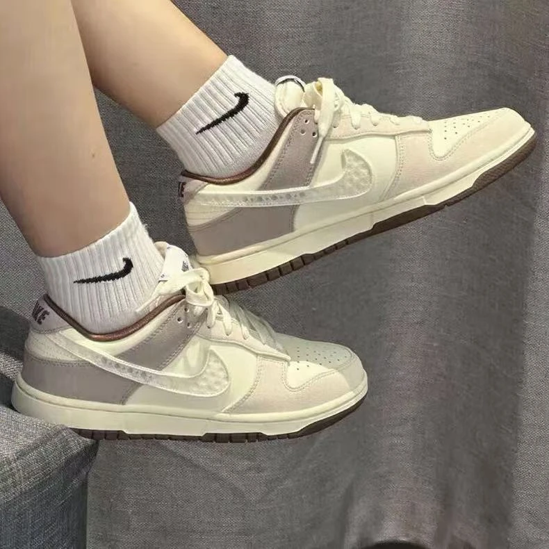 NIKE/耐克【秋季新品】dunkLOW 女子新品时尚百搭运动鞋 IH7353010