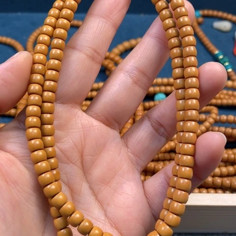 吊坠橄榄核R****）橄榄核