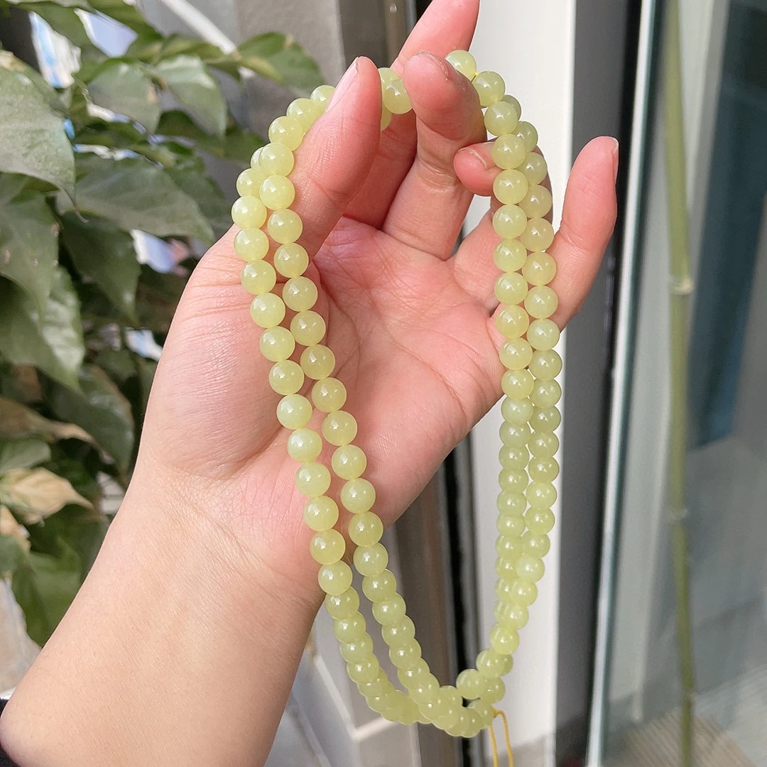 267539玉美人小程新疆和田玉黄口料珠圆玉润长手串