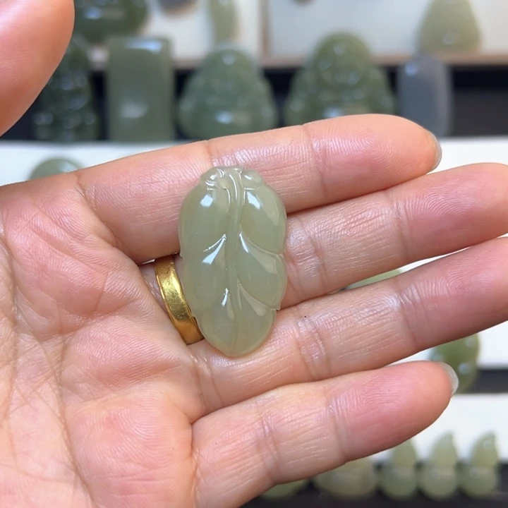 和田玉吊坠(不含链)未镶嵌666