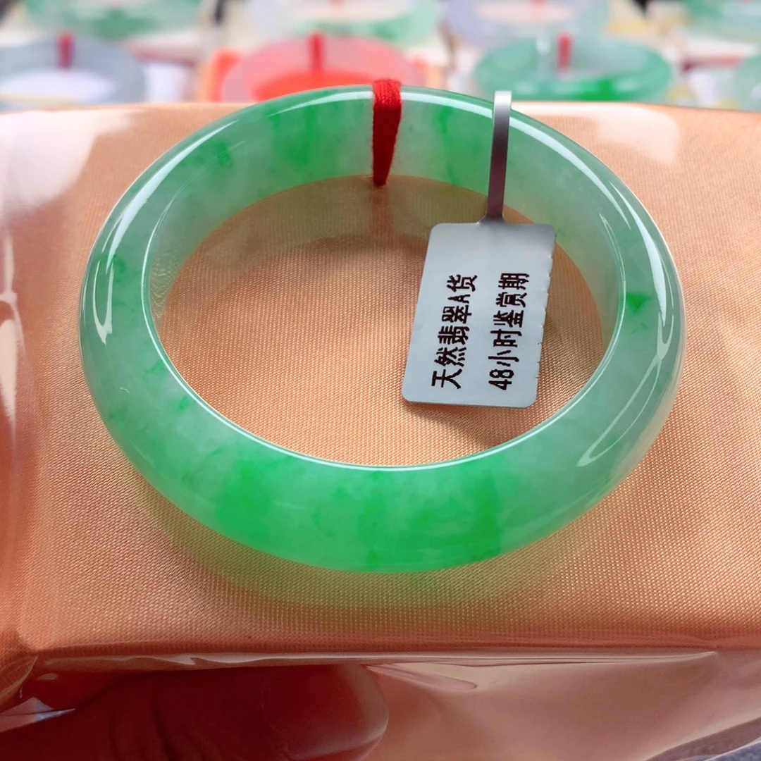 翡翠手镯未镶嵌51满绿飘正阳绿毕业超值A