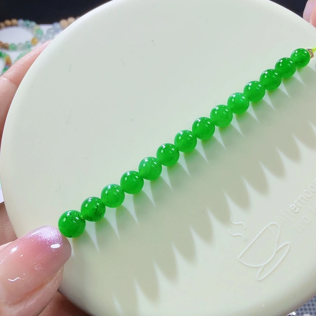 翡翠未镶嵌颈饰裸石