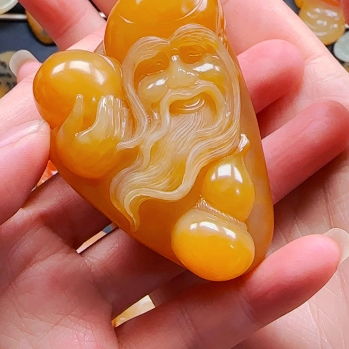 骑***号石英质玉（黄龙玉）未镶嵌1