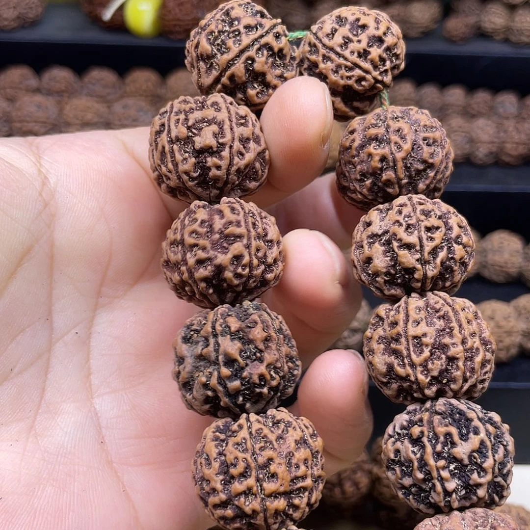 劉***波金刚菩提手串24mm雪花六瓣