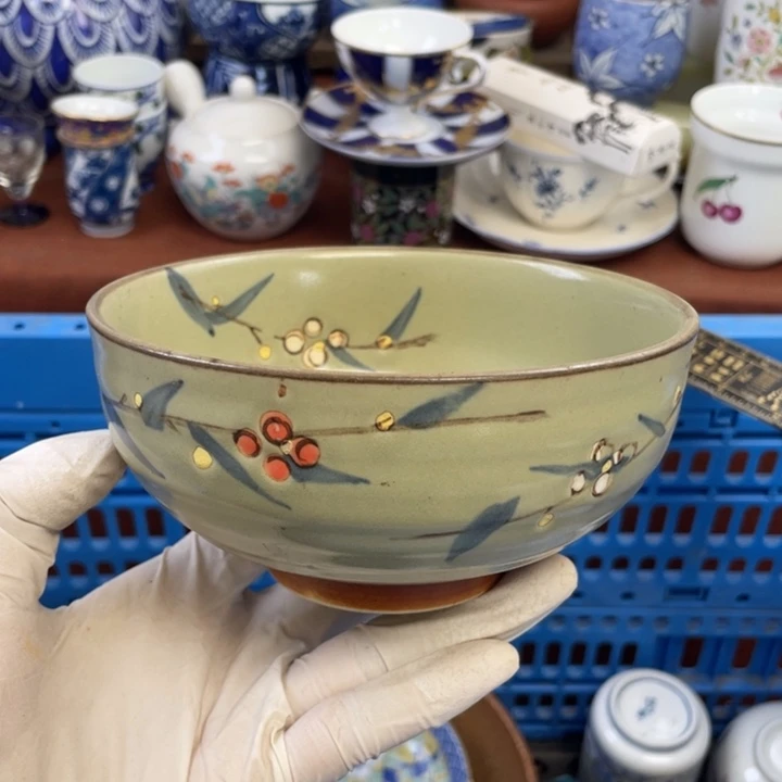他家瓷器真美…开播了
