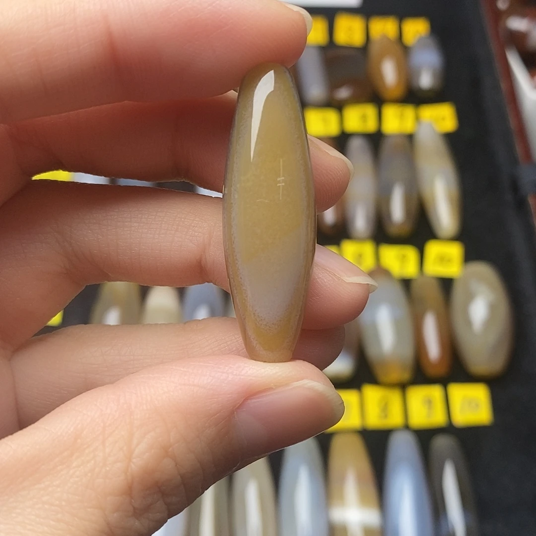 风***儿玛瑙/玉髓未镶嵌颈饰