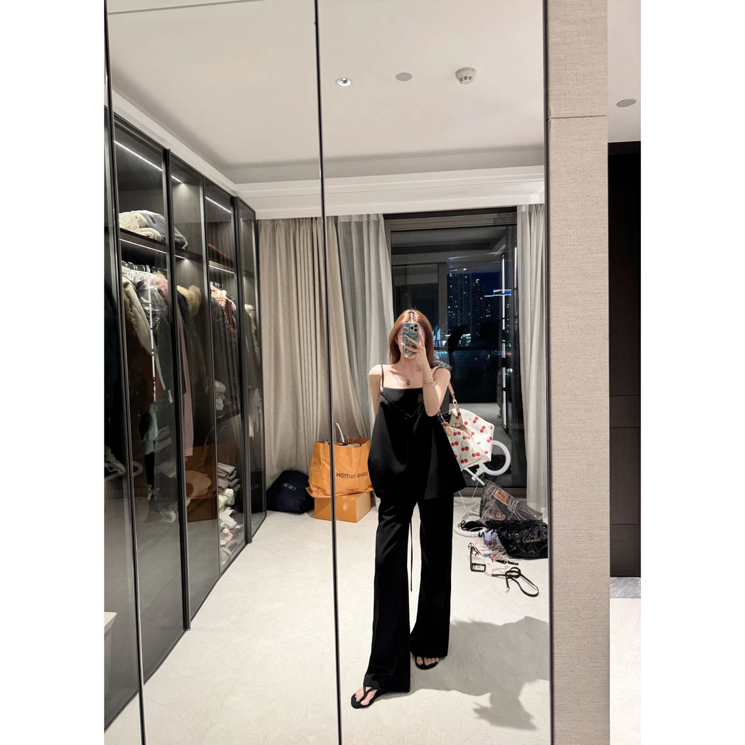 Nisabena 设计感无袖露背吊带中低腰直筒裤套装