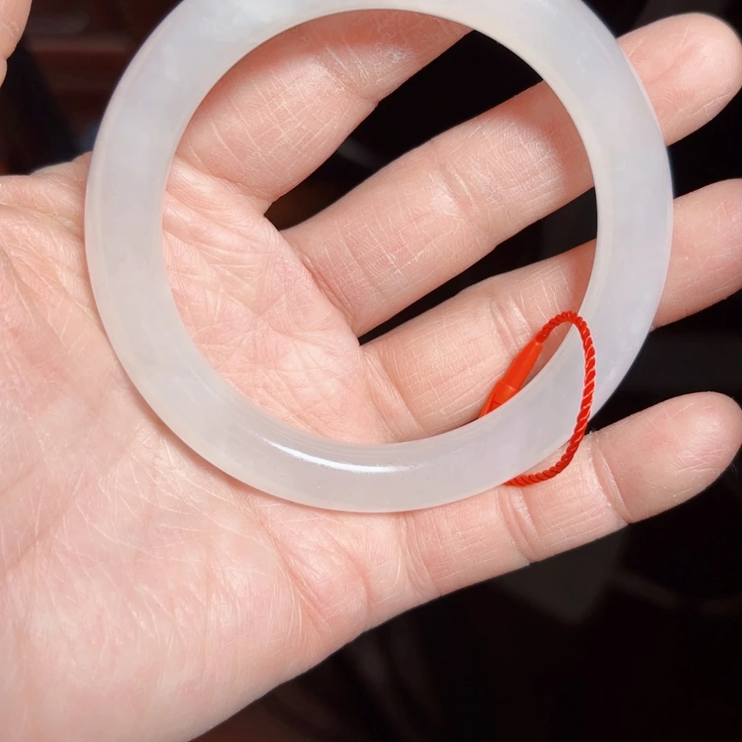 和田玉手镯未镶嵌海****法