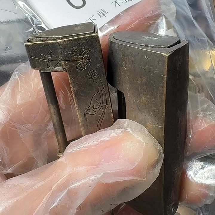 用***！初晨百货铺小物件两个010