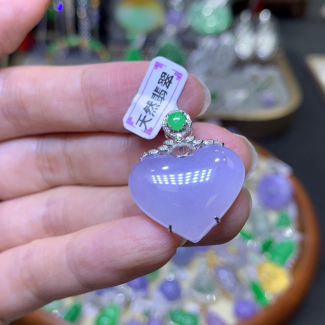 翡翠18K金镶嵌颈饰翡翠吊坠项链