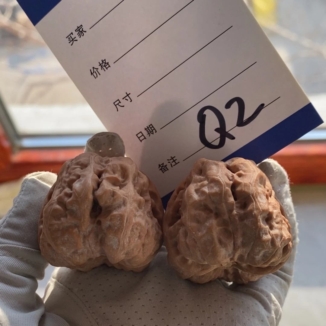 鹏***威文玩核桃吊坠38蛙