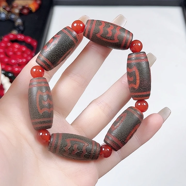 玛瑙/玉髓大鹏手串未镶嵌