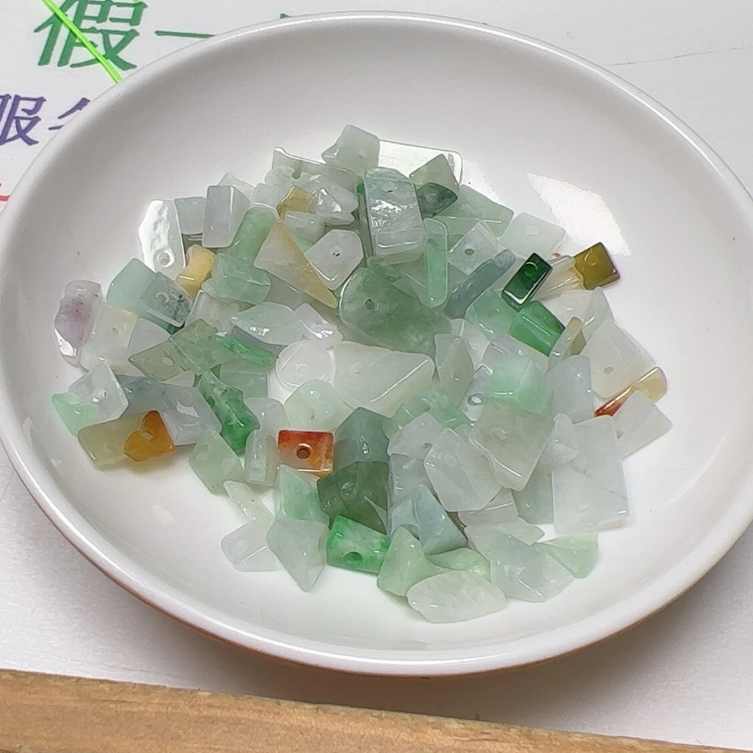 【闪购商品】未镶嵌翡翠手链曾****娃