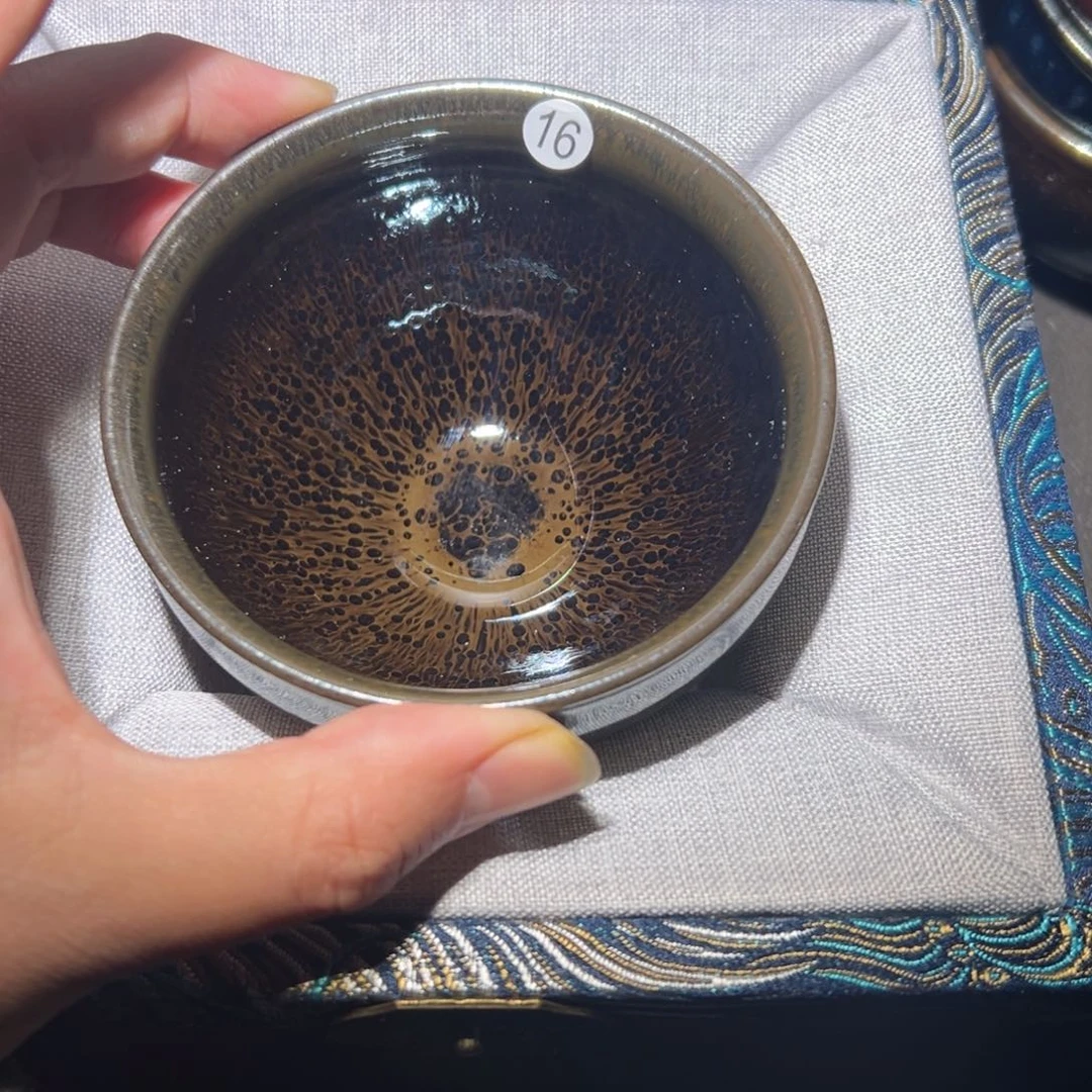 茶盏金*堂我也很累想要休息好觉好快乐