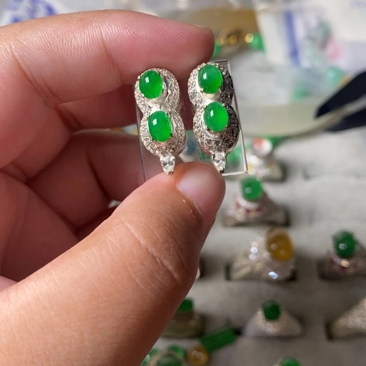 翡翠未镶嵌戒指翡翠冰种