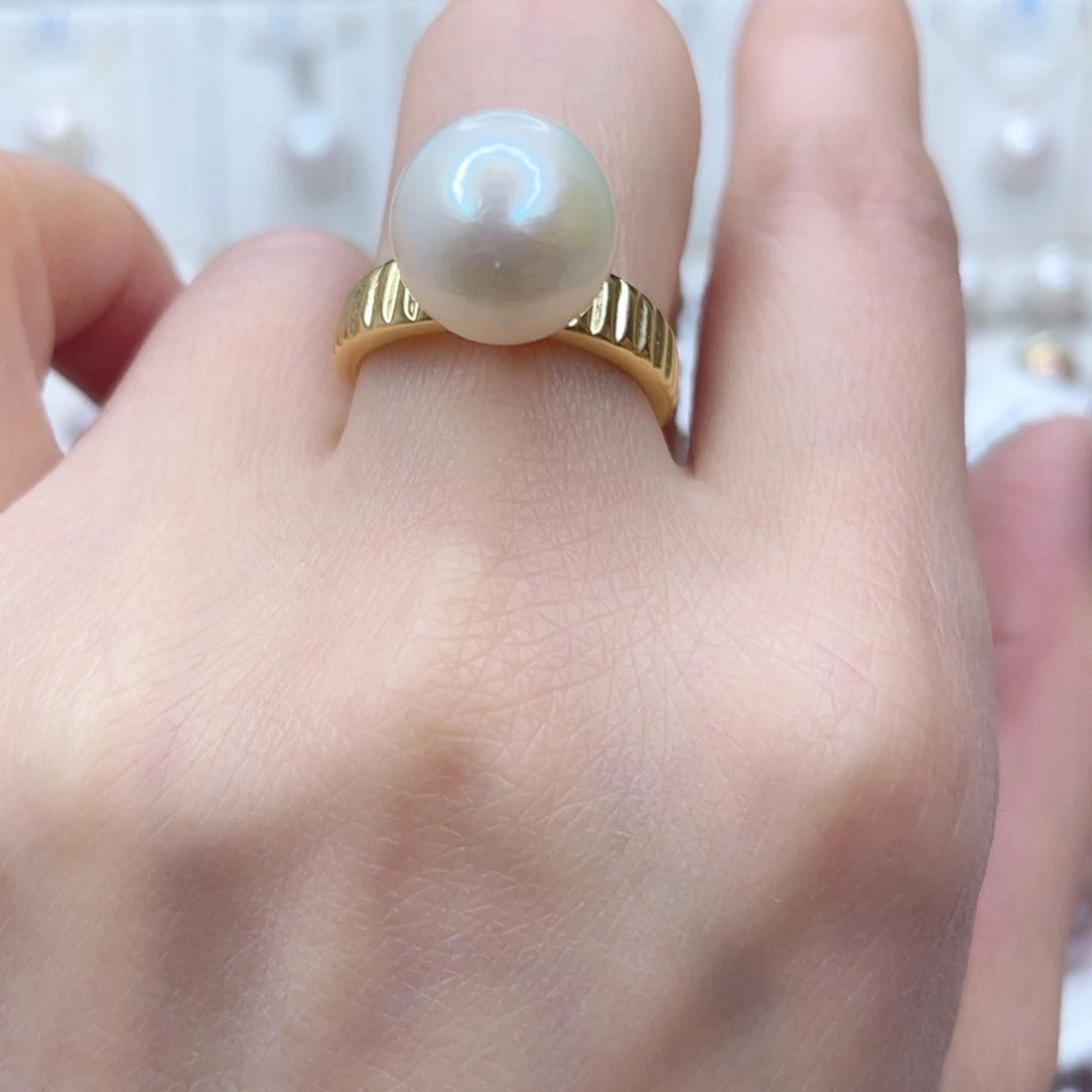 淡水珍珠吊坠(赠链)未镶嵌