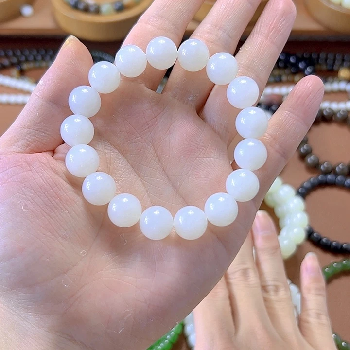 和田玉手串未镶嵌