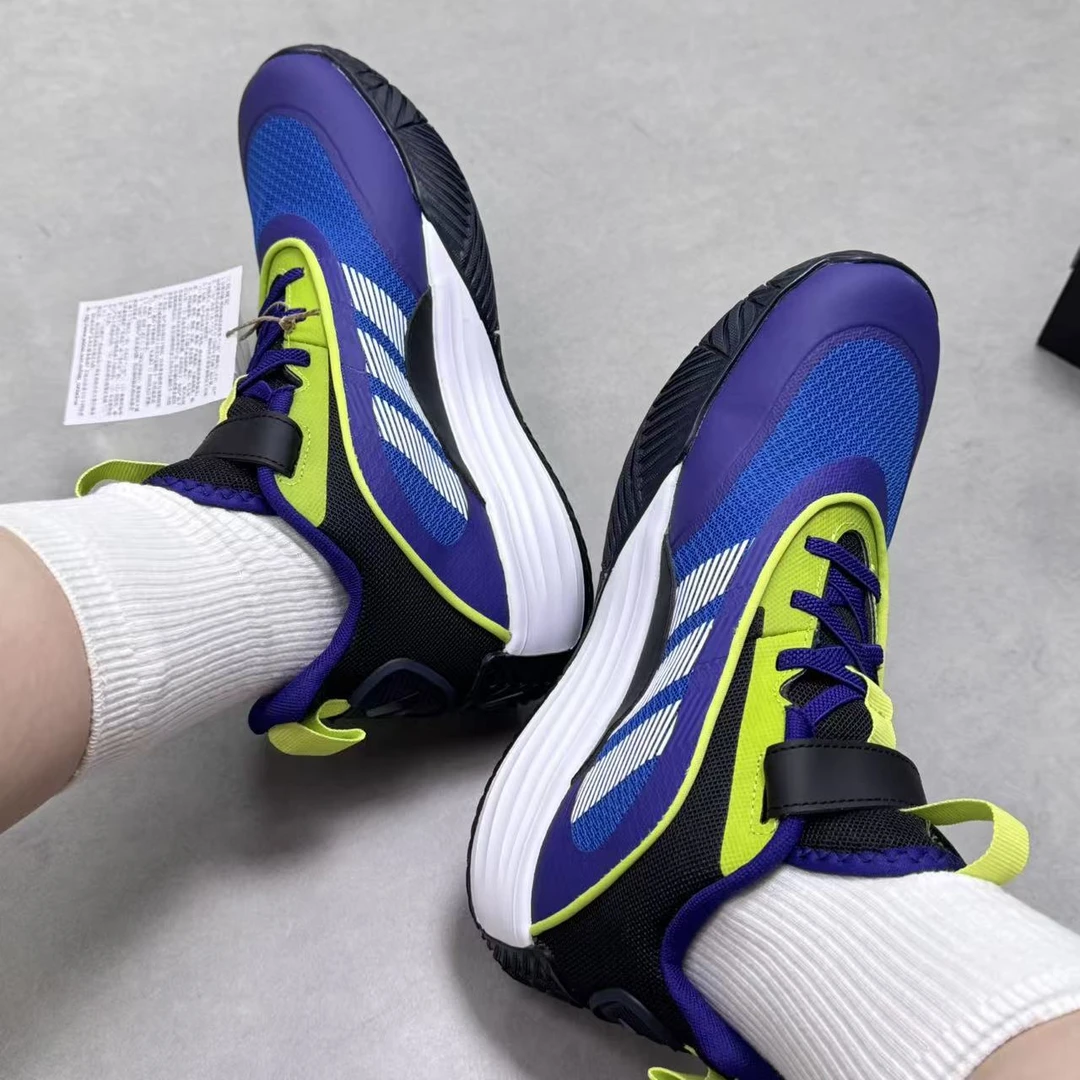 ADIDAS阿迪达斯正品OWNTHEGAME 3.0儿童运动休闲篮球鞋JQ3498