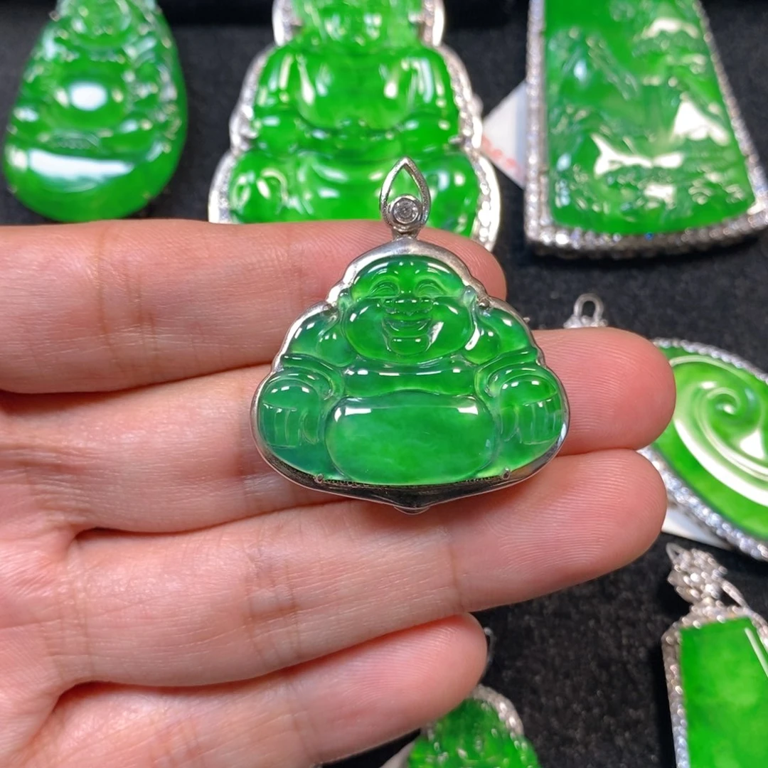 颈饰银S925镶嵌翡翠佛公吊坠