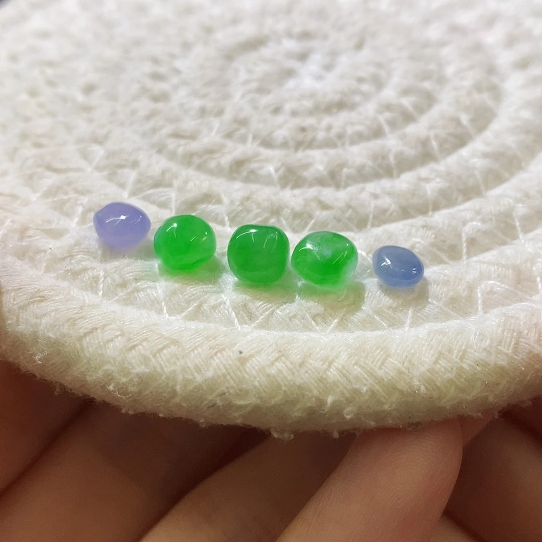 未镶嵌挂件翡翠特价