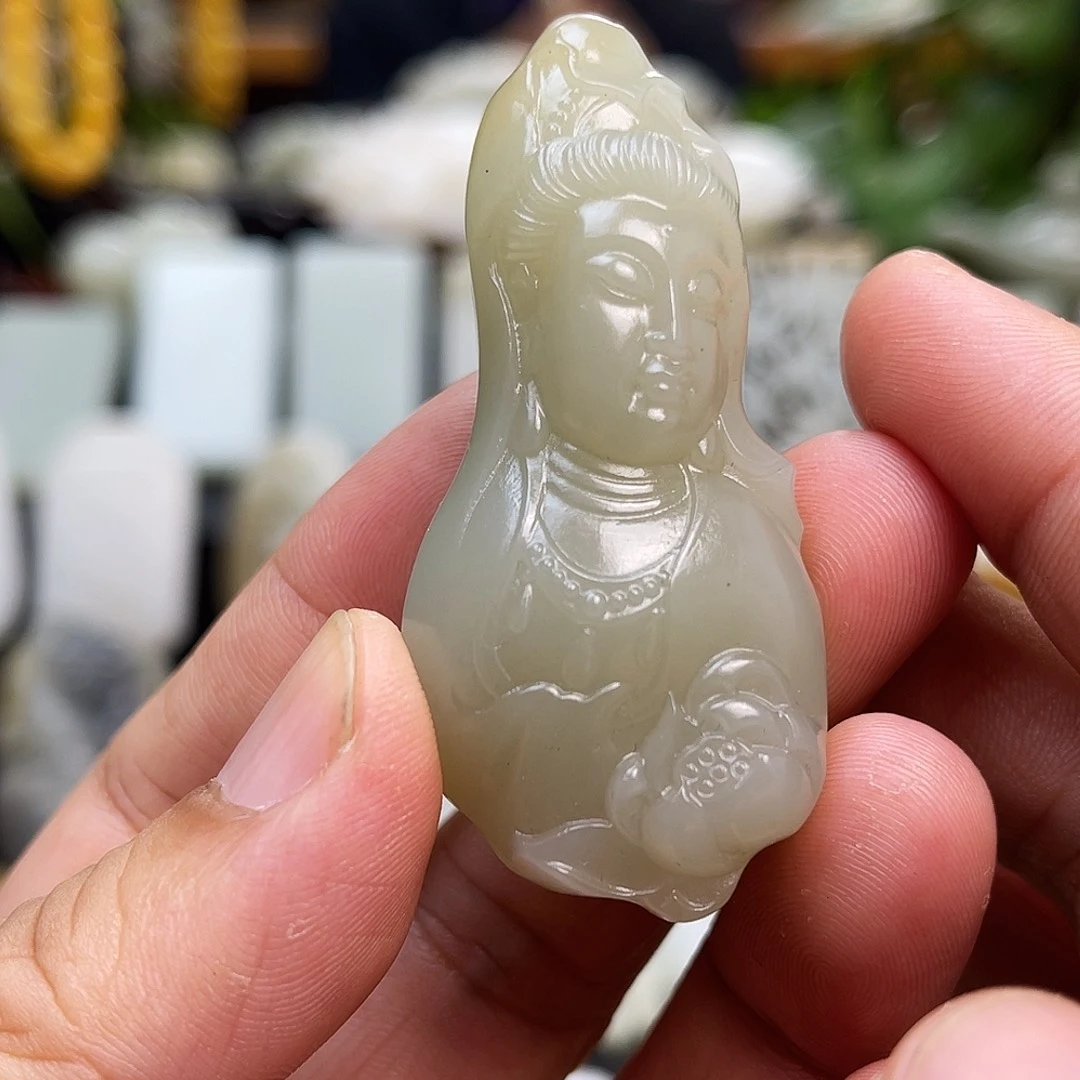 和田玉未镶嵌颈饰