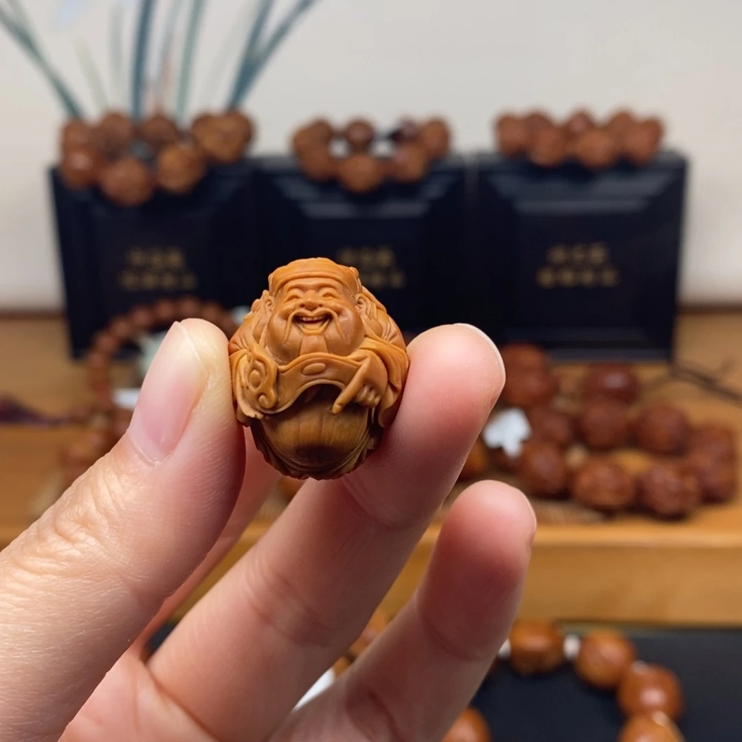 吊坠橄榄核工作室财神