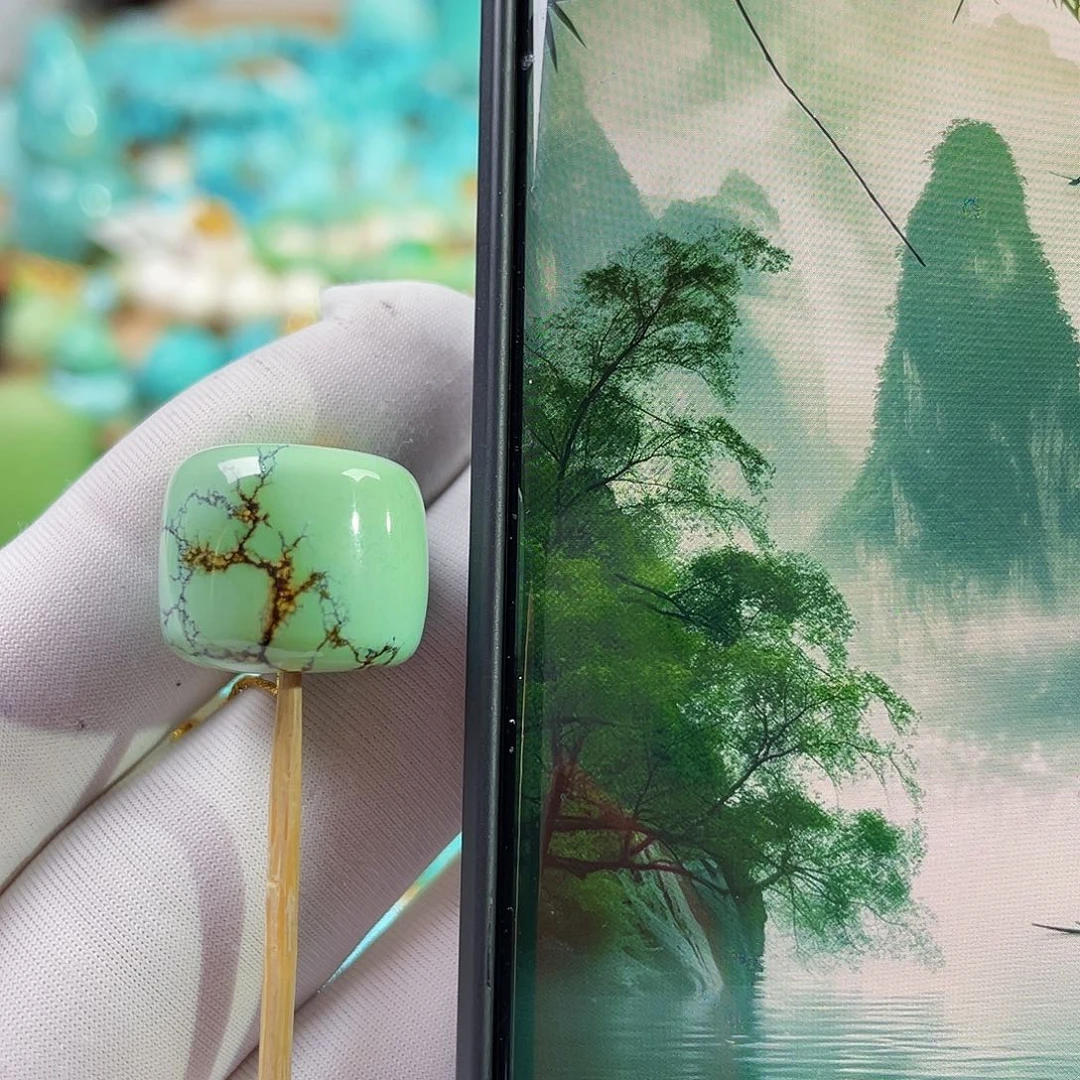 绿松石未镶嵌珠宝奇石