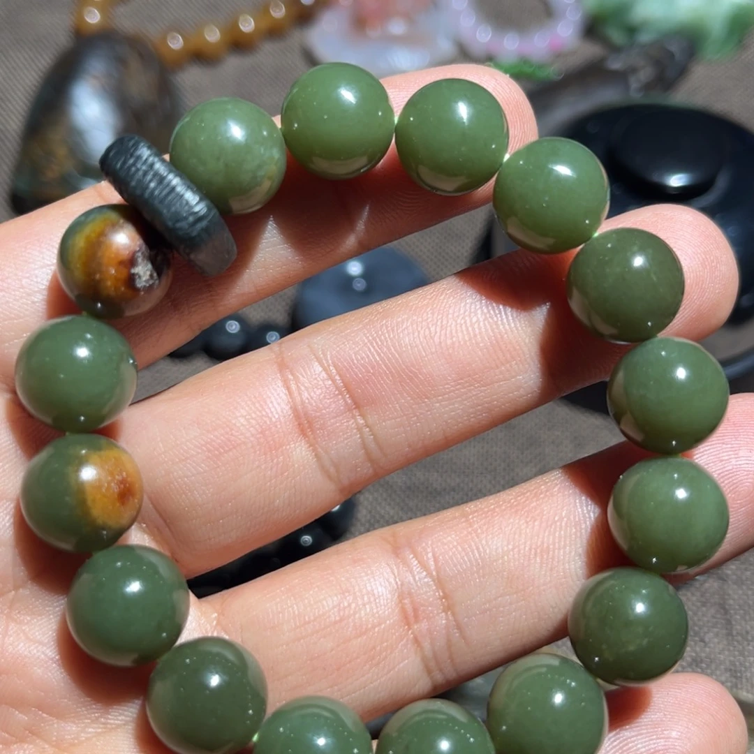 和田玉（糖玉）未镶嵌挂件