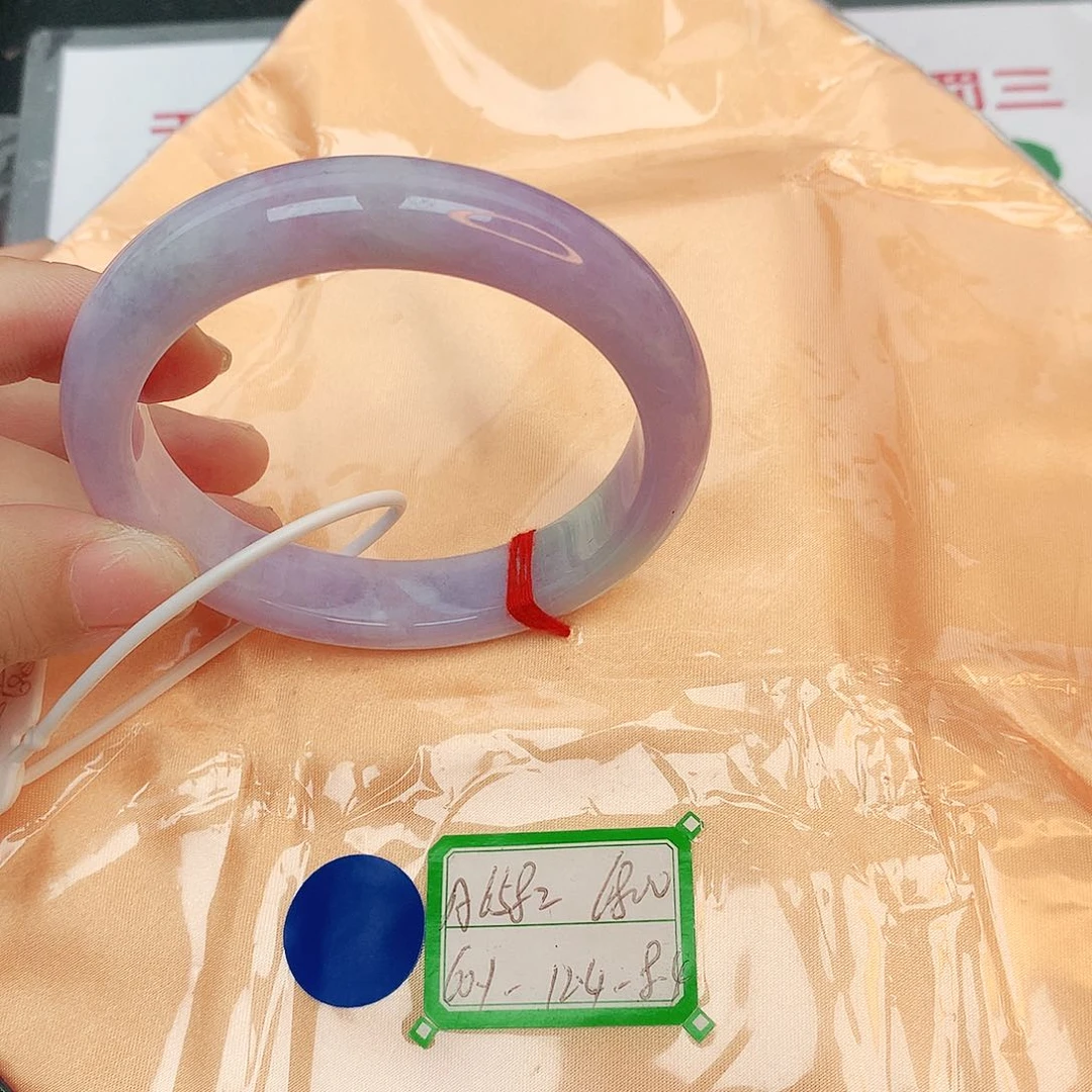 翡翠手镯未镶嵌缅甸翡翠