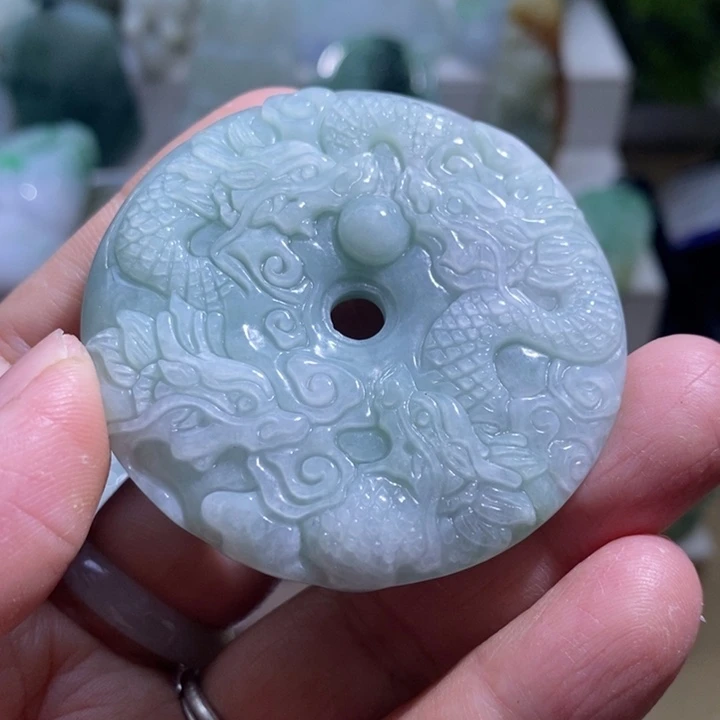 【闪购商品】颈饰未镶嵌翡翠九龙