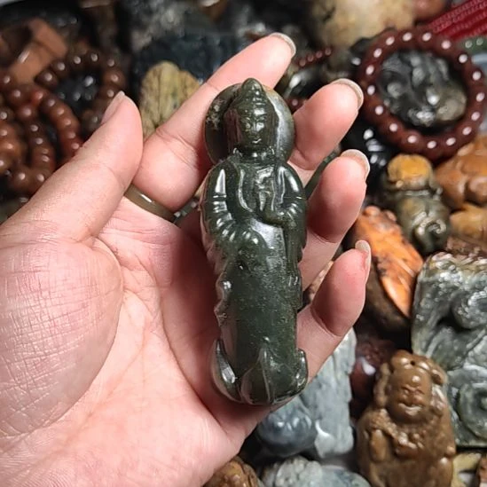 岫岩河磨玉（透闪石质玉）未镶嵌挂件