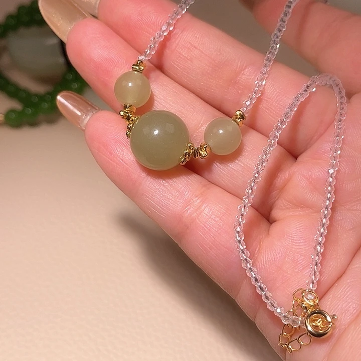 颈饰未镶嵌和田玉