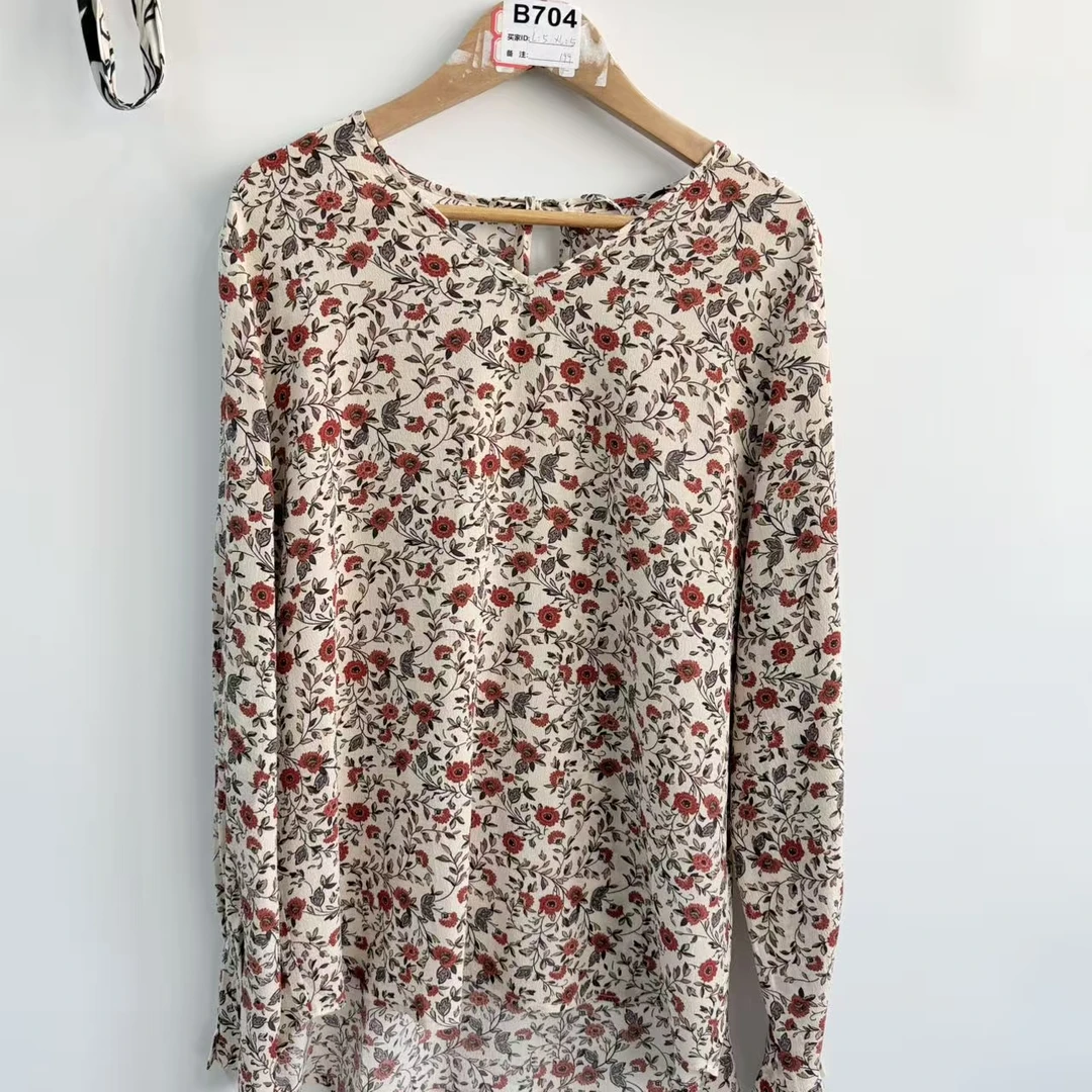 B704  桑蚕丝上衣