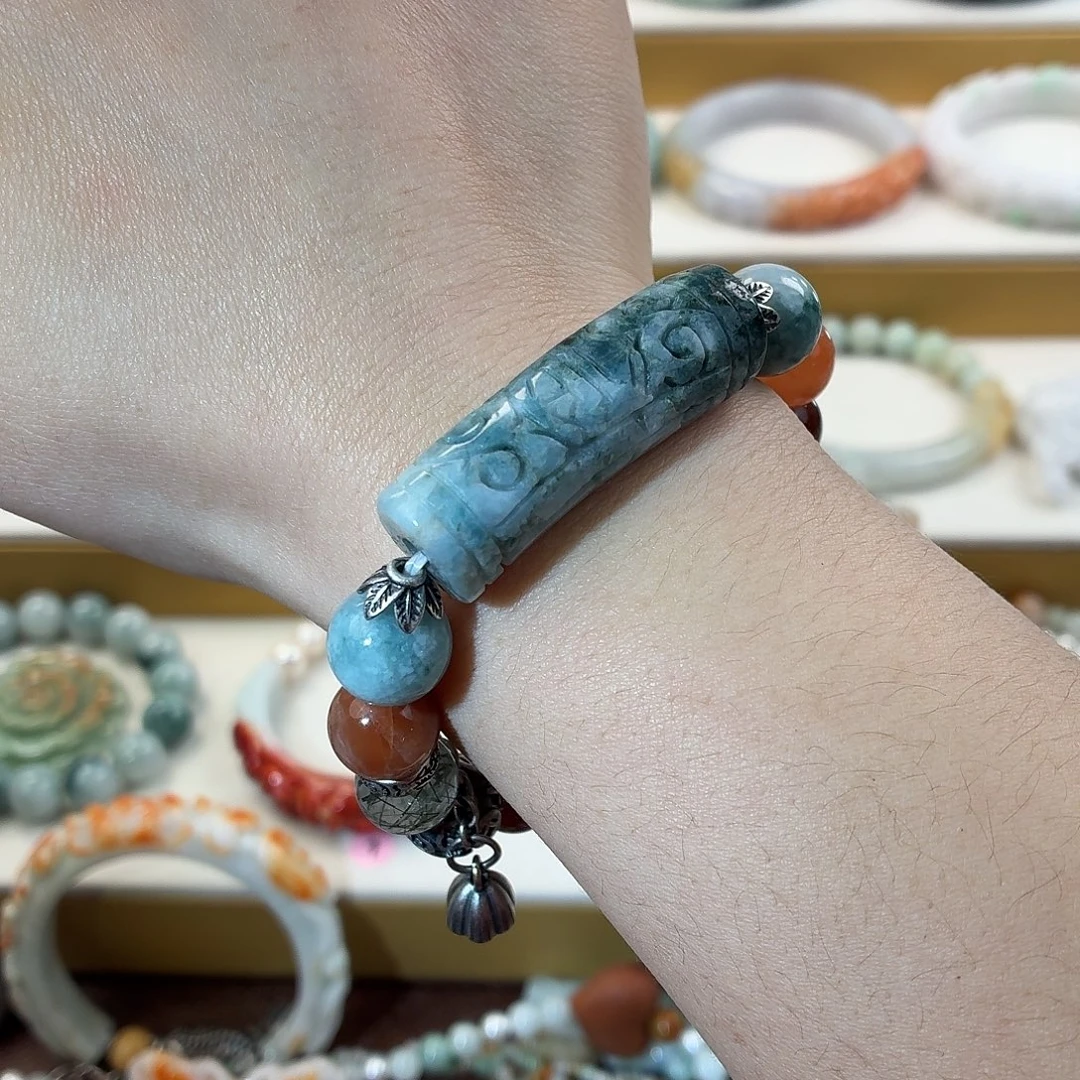 翡翠未镶嵌手镯翡翠弯管设计款手串