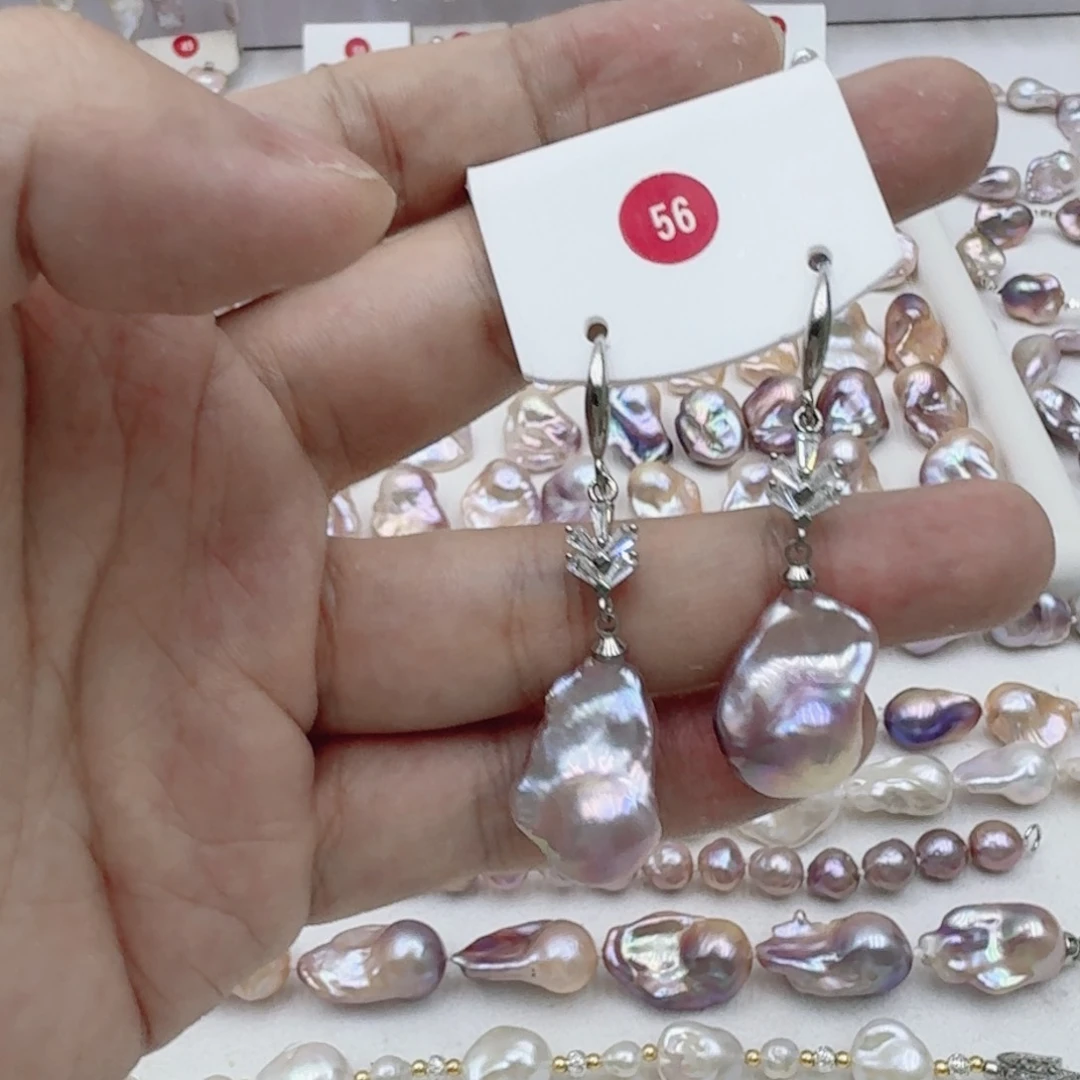 淡水珍珠足银镶嵌颈饰