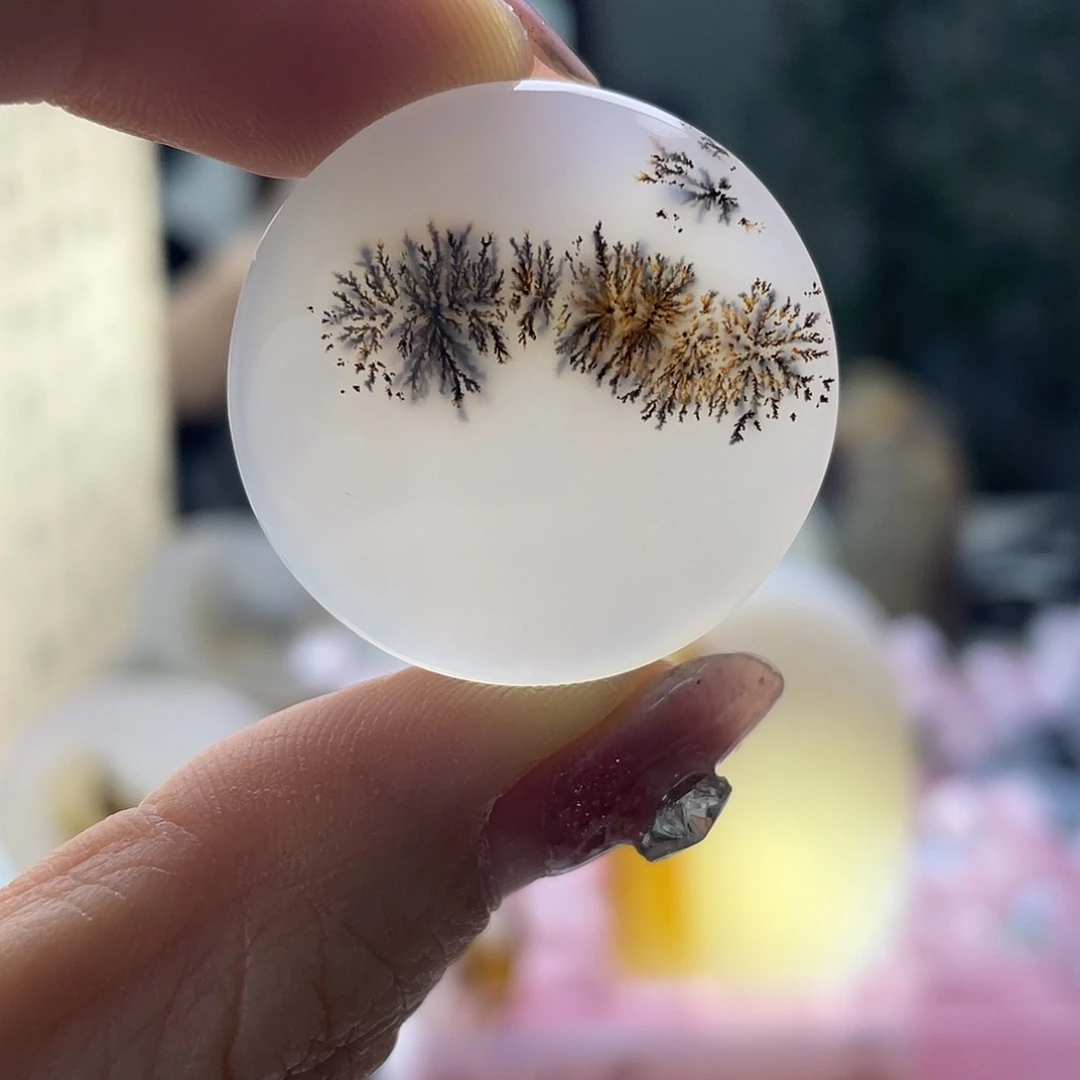 玛瑙/玉髓未镶嵌珠宝奇石