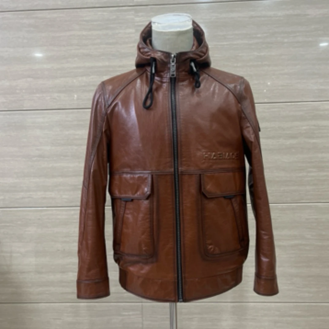 冬季男款棕色真皮头层牛皮油蜡休闲时尚短款连帽外套(羽绒可拆卸)